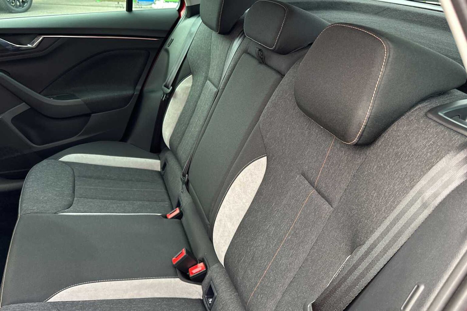 SKODA Kamiq Hatchback 1.5 TSI SE L 5dr